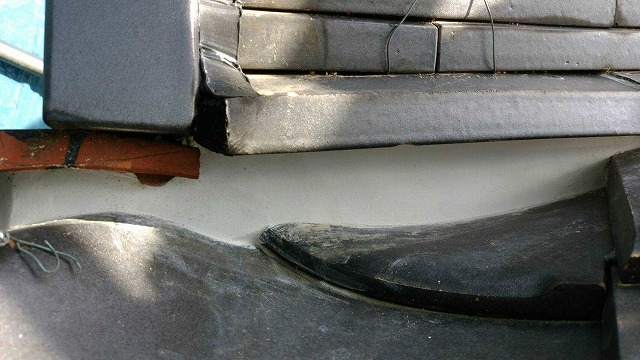 尾張旭市で漆喰の取り直し工事、経年劣化により黒ずんだり剥離したりした漆喰は早めの交換検討を！